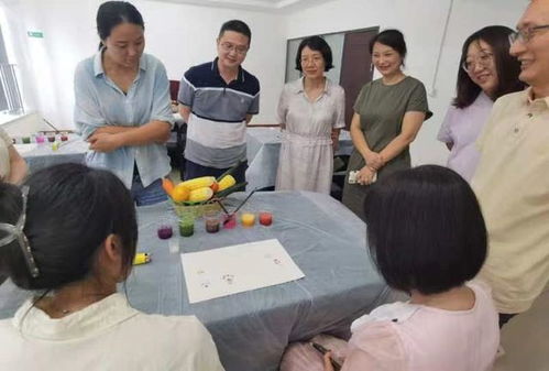 首屆“邊吃邊療”飲食心理實用技術班在成都圓滿落幕，酒店管理與信息咨詢服務獲新啟發